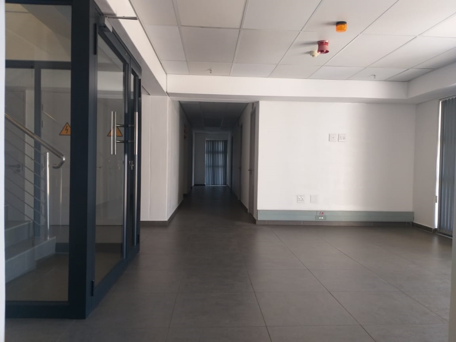 To Let Commercial Property for Rent in Airport Industria Western Cape